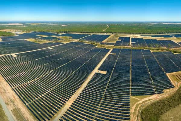 Nachhaltige Investitionsmöglichkeiten in erneuerbare Energien in Italien
